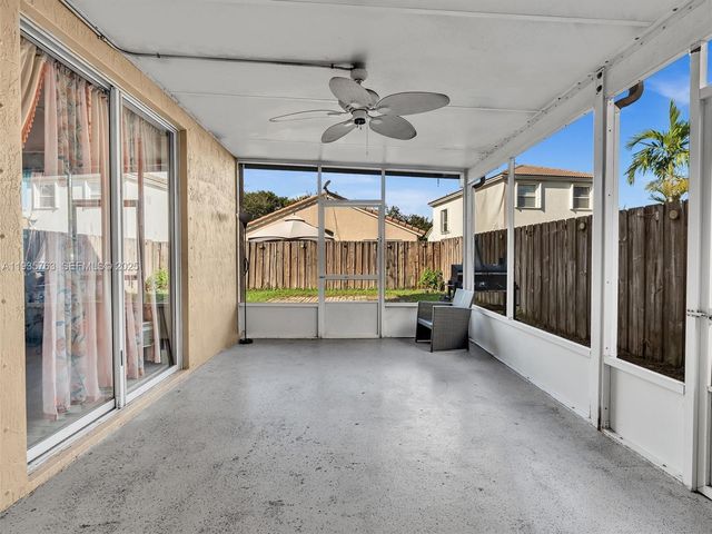 2027 SE 12th St, Homestead, FL 33035