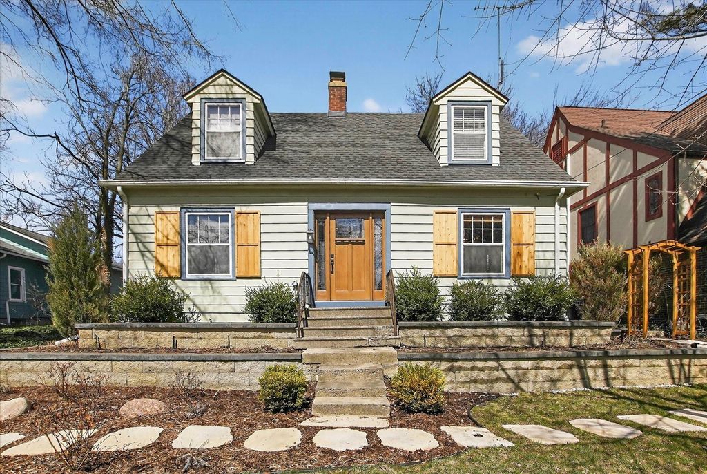 1732 Jackson Avenue, Ann Arbor, MI 48103