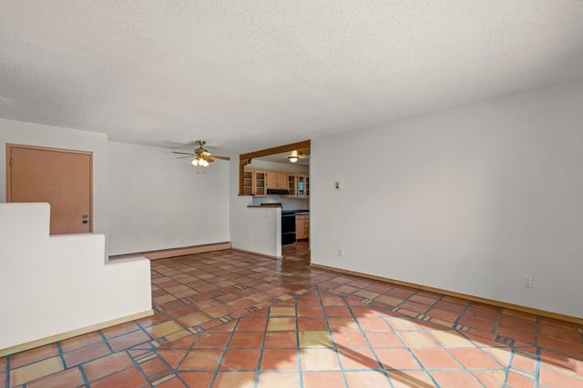 155 Calle Ojo Feliz A, Santa Fe, NM 87505