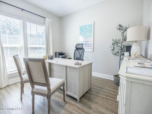 123 Everly Circle, Ocean Springs, MS 39564