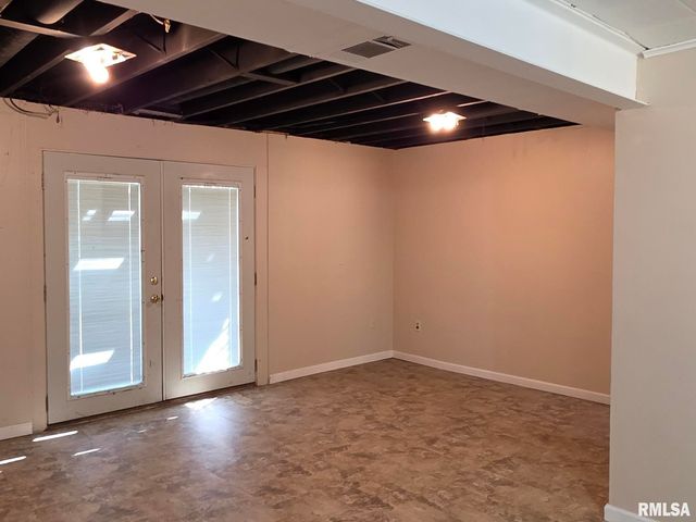 619 MEADOW LARK Drive, Quincy, IL 62305