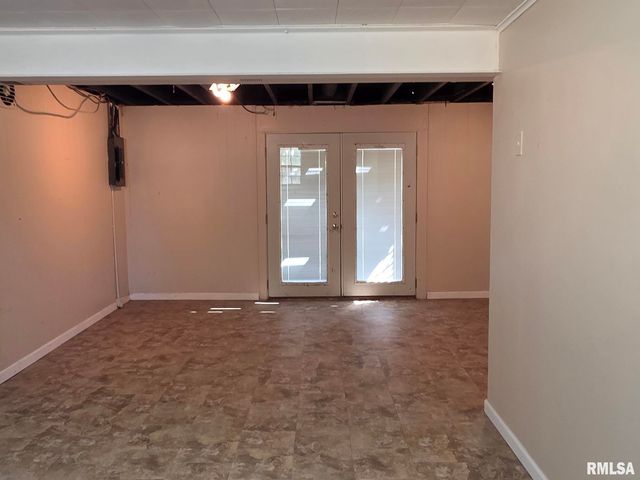 619 MEADOW LARK Drive, Quincy, IL 62305