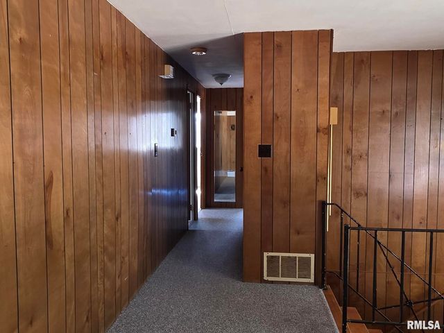 619 MEADOW LARK Drive, Quincy, IL 62305