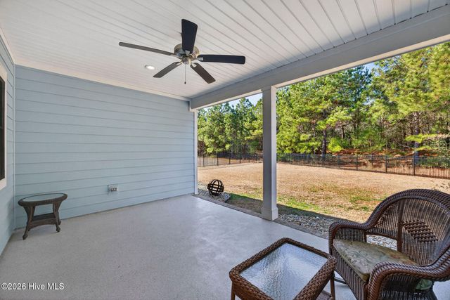 460 Summerhouse Drive, Holly Ridge, NC 28445