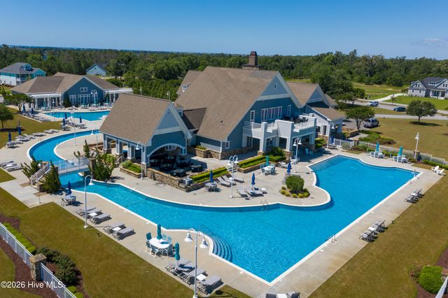 460 Summerhouse Drive, Holly Ridge, NC 28445