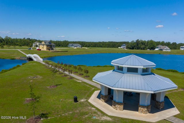 460 Summerhouse Drive, Holly Ridge, NC 28445