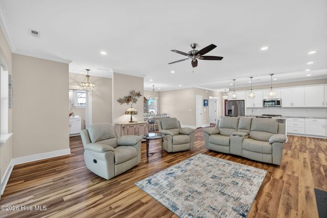 460 Summerhouse Drive, Holly Ridge, NC 28445