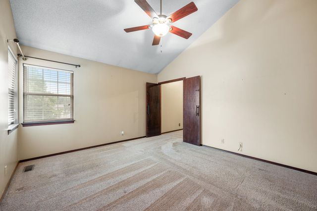 1235 Glenview Dr, El Dorado, KS 67042