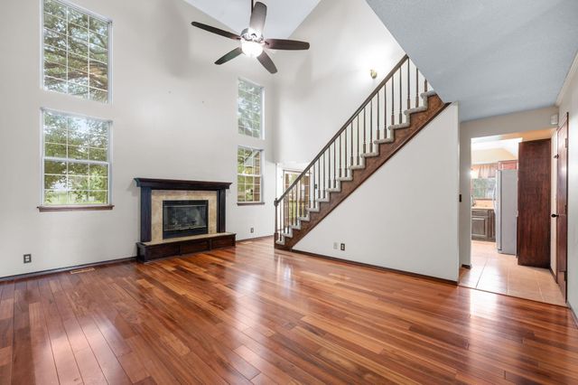 1235 Glenview Dr, El Dorado, KS 67042