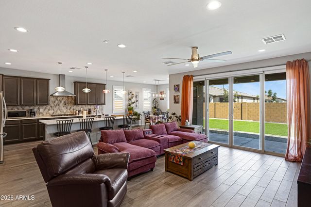 40778 W HALL Drive, Maricopa, AZ 85138