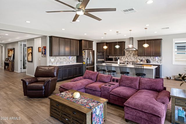 40778 W HALL Drive, Maricopa, AZ 85138