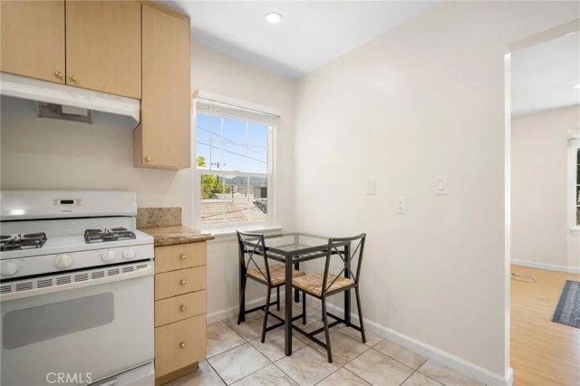 720 W California Avenue B, Glendale, CA 91203