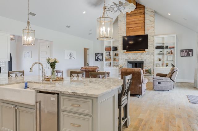 8917 County Rd 6870, Lubbock, TX 79407