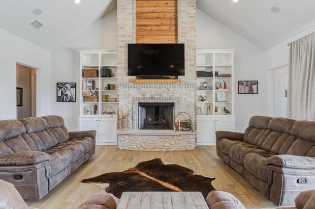 8917 County Rd 6870, Lubbock, TX 79407