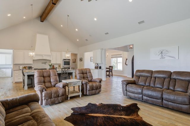 8917 County Rd 6870, Lubbock, TX 79407