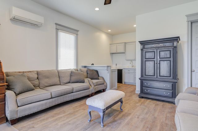 8917 County Rd 6870, Lubbock, TX 79407