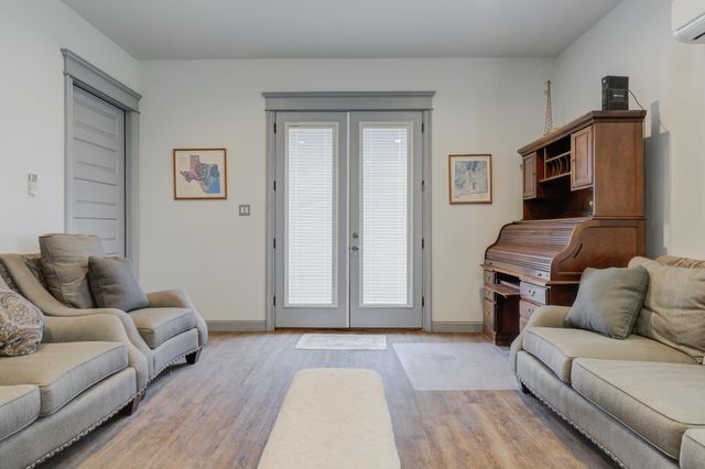 8917 County Rd 6870, Lubbock, TX 79407