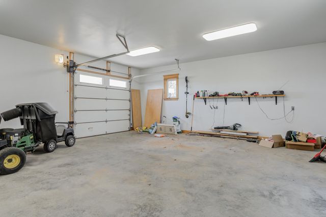 8917 County Rd 6870, Lubbock, TX 79407