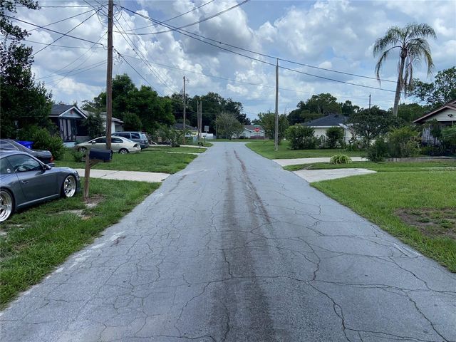 608 CHANNING ROAD, Lakeland, FL 33805