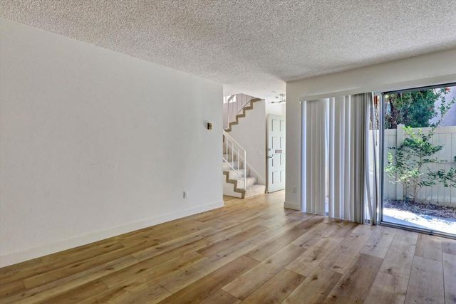 7890 Hummingbird Ln, San Diego, CA 92123