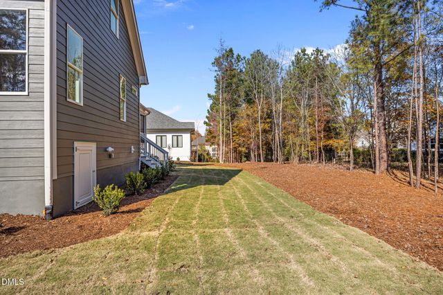 93 Bur Oak Court, Pittsboro, NC 27312