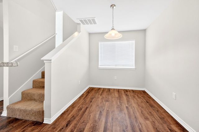 9837 Walnut Street 208, Dallas, TX 75243