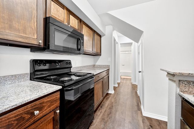 9837 Walnut Street 208, Dallas, TX 75243