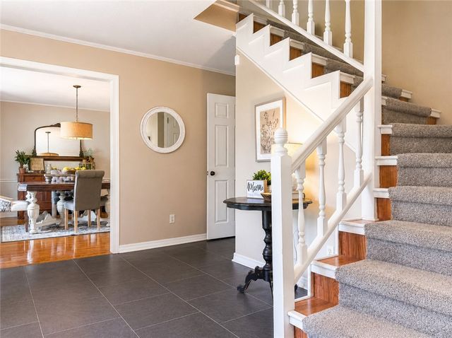 203 Cedarwood Court, Russellville, AR 72801