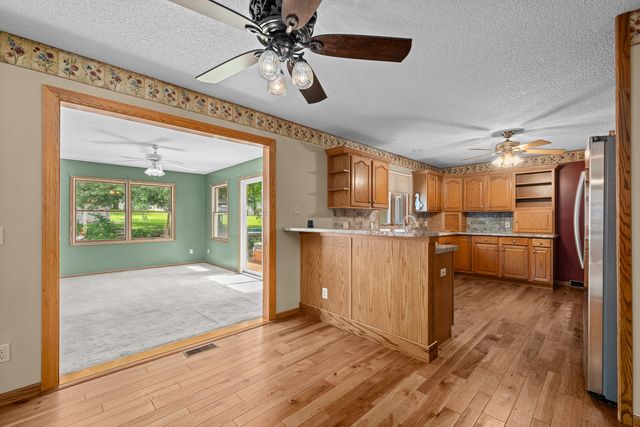 2804 W 44th Street, Davenport, IA 52806
