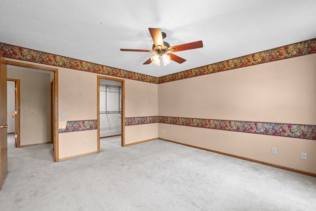 2804 W 44th Street, Davenport, IA 52806