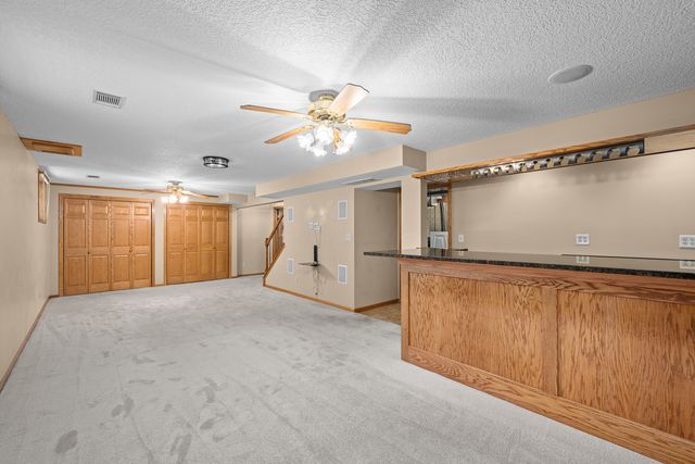 2804 W 44th Street, Davenport, IA 52806