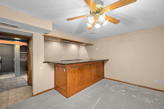 2804 W 44th Street, Davenport, IA 52806