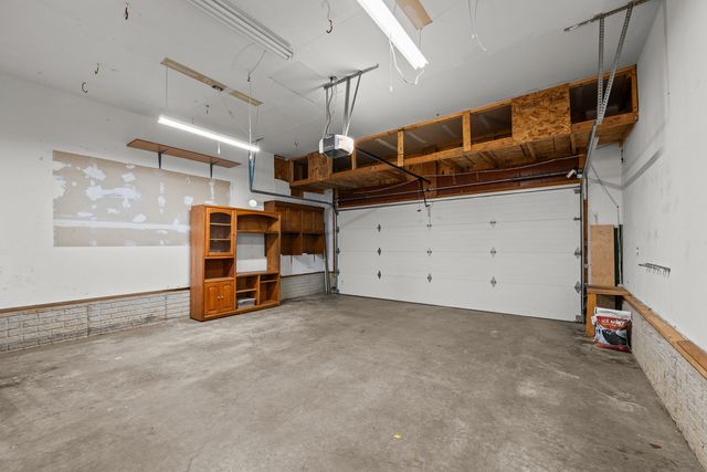 2804 W 44th Street, Davenport, IA 52806