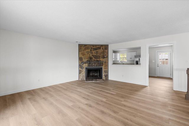 8 Stonecrest Drive, Ringgold, GA 30736