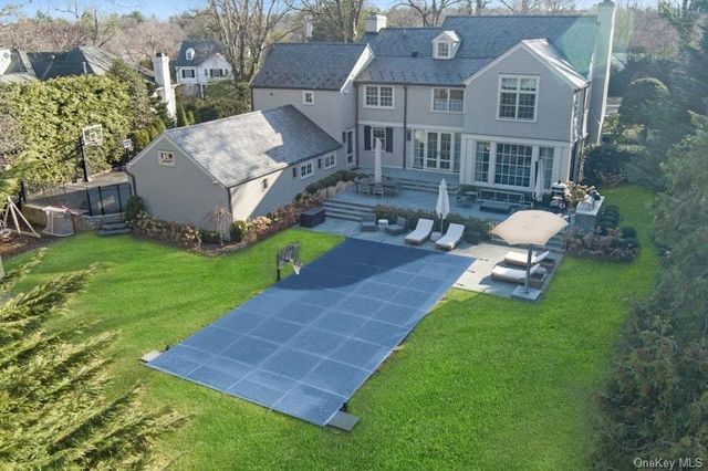 19 Overlook Road, Scarsdale, NY 10583