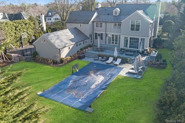 19 Overlook Road, Scarsdale, NY 10583