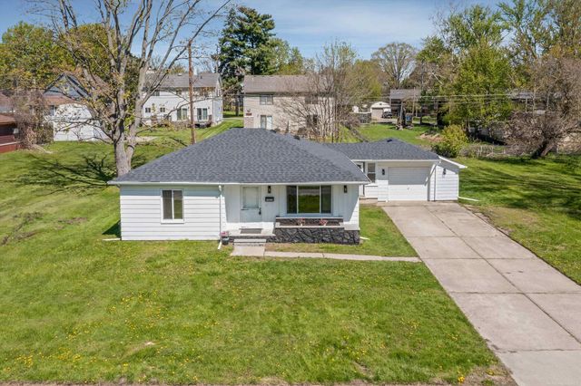 7553 Nichols Street, Utica, MI 48317