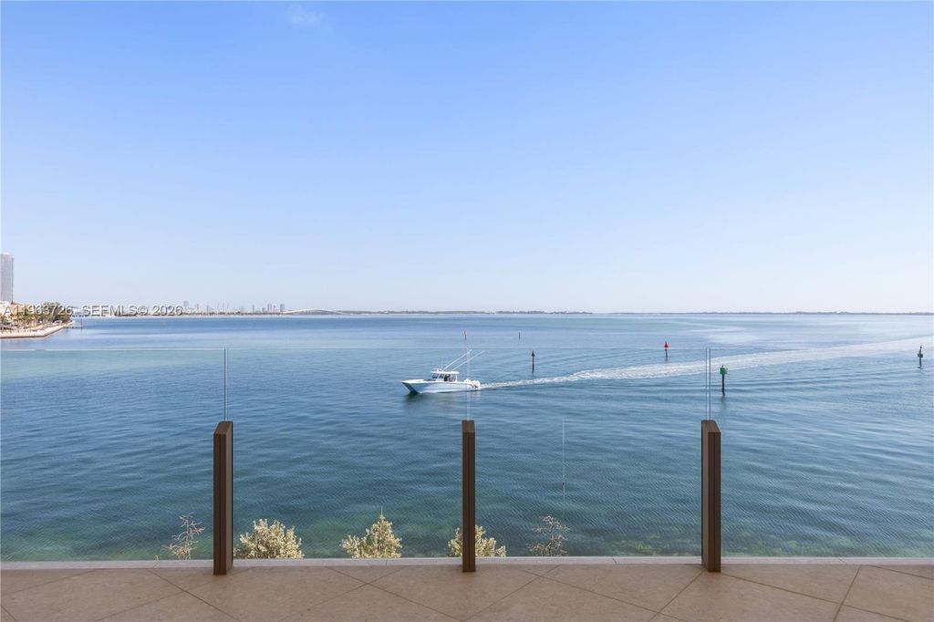 5 Grove Isle Dr M303, Miami, FL 33133