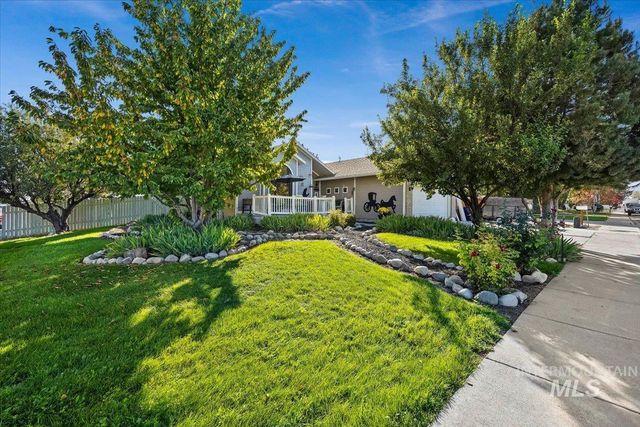 480 Carriage Lane, Twin Falls, ID 83301 property photo