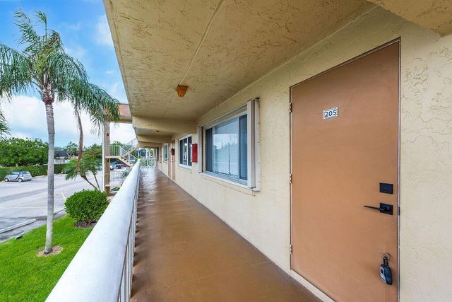 500 Village Green Circle W 205, Palm Springs, FL 33461