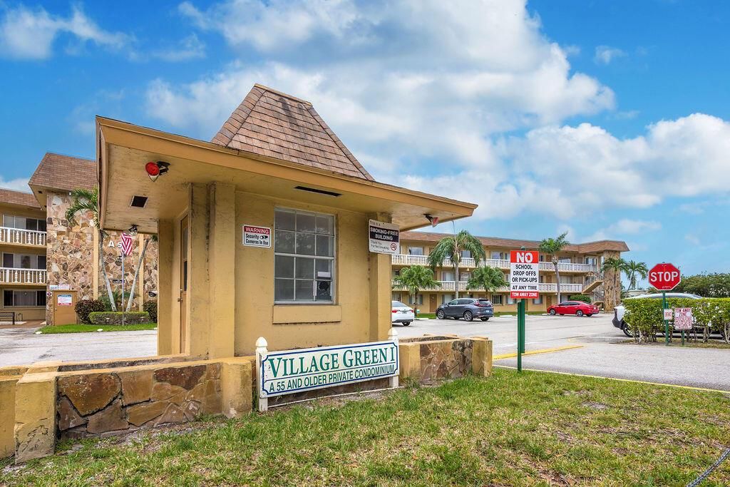 500 Village Green Circle W 205, Palm Springs, FL 33461