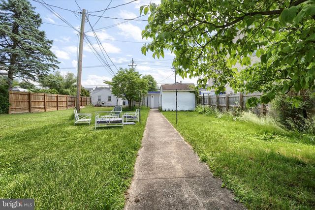 107-109 E. MAIN STREET, Hummelstown, PA 17036