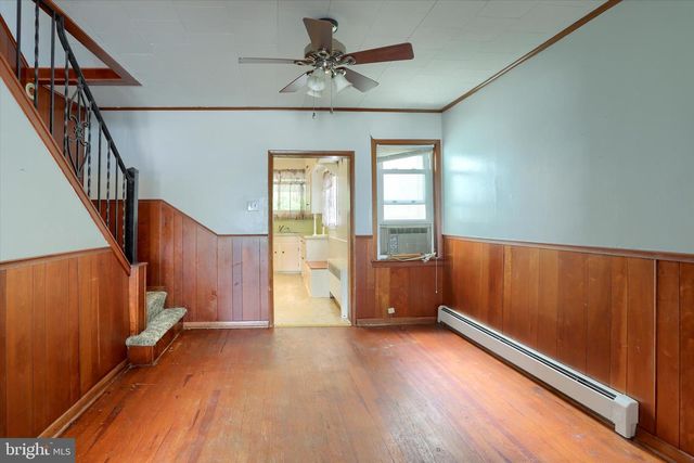 107-109 E. MAIN STREET, Hummelstown, PA 17036