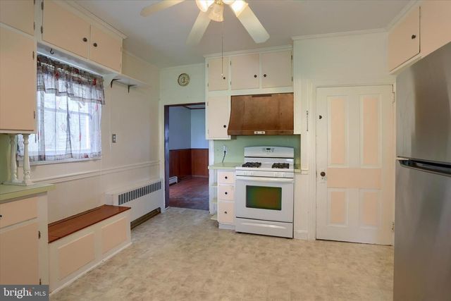 107-109 E. MAIN STREET, Hummelstown, PA 17036