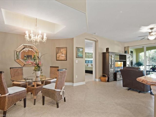 1277 Rialto WAY # 102, Naples, FL 34114