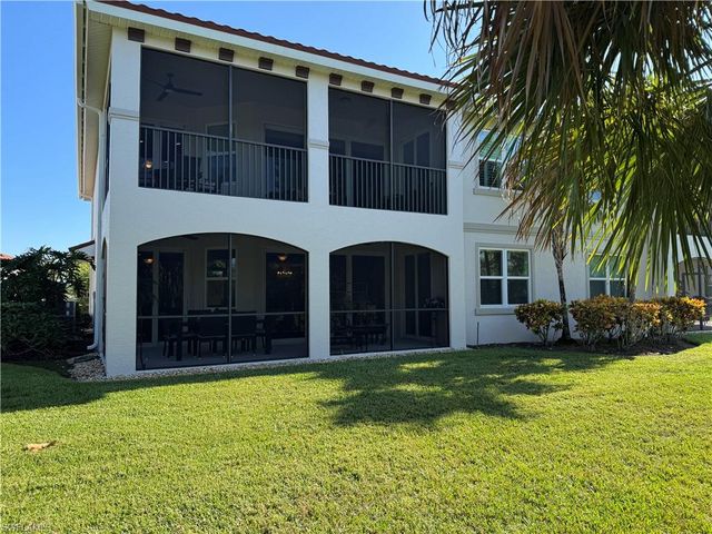 1277 Rialto WAY # 102, Naples, FL 34114