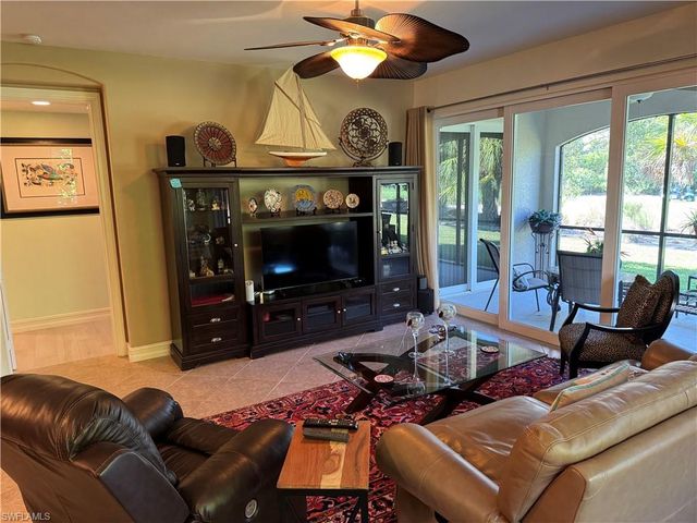 1277 Rialto WAY # 102, Naples, FL 34114