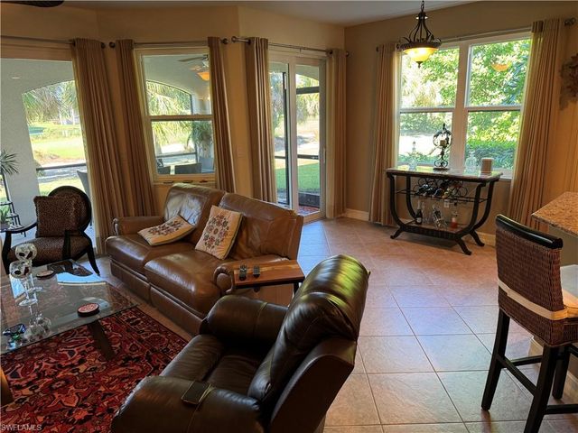 1277 Rialto WAY # 102, Naples, FL 34114