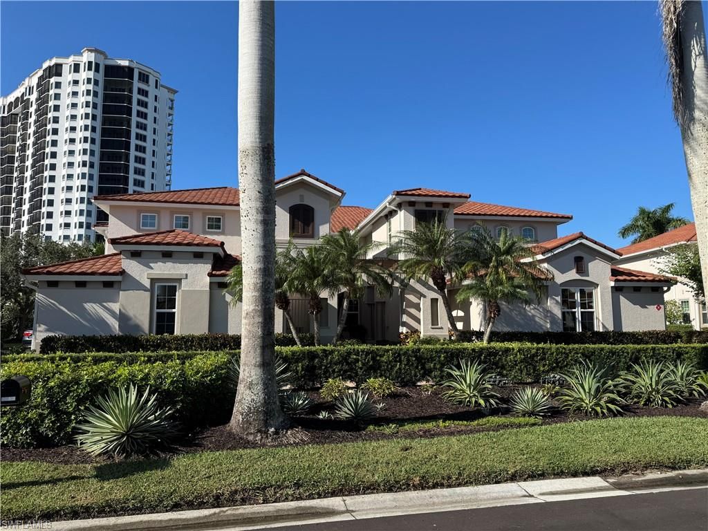1277 Rialto WAY # 102, Naples, FL 34114