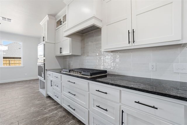 2406 NE Falcon Ln, Lawton, OK 73507